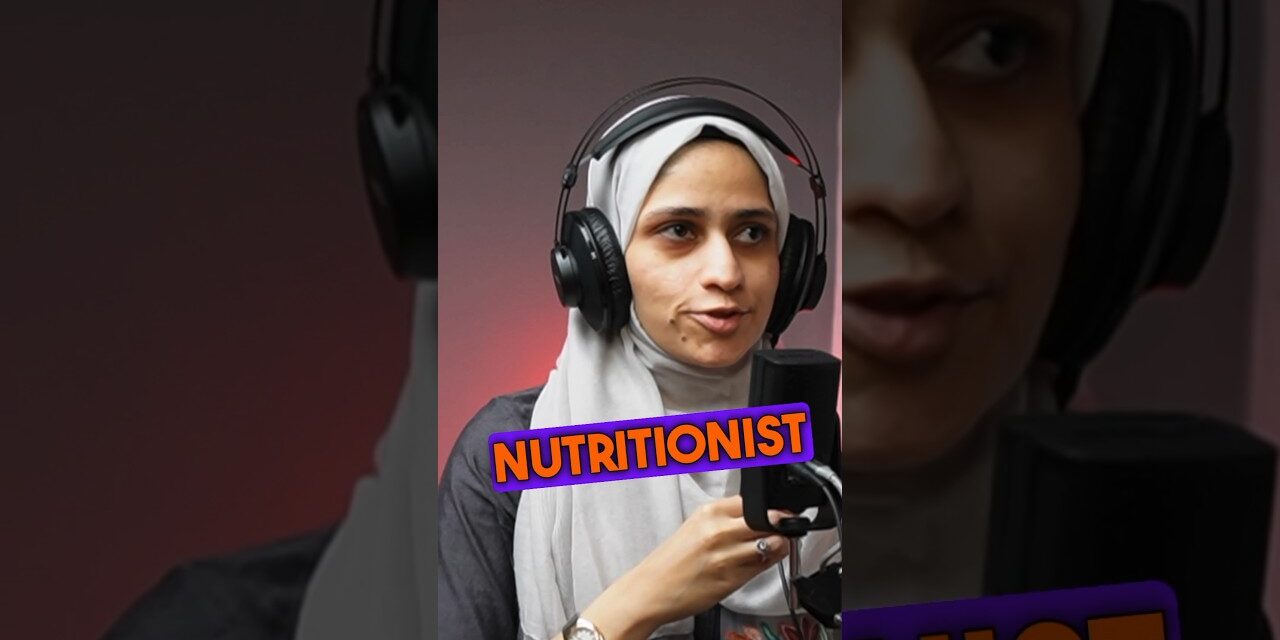 Nutritionists vs Dietitians: What’s the Difference? 🥗 #dietitian #nutritionist #healthpodcast